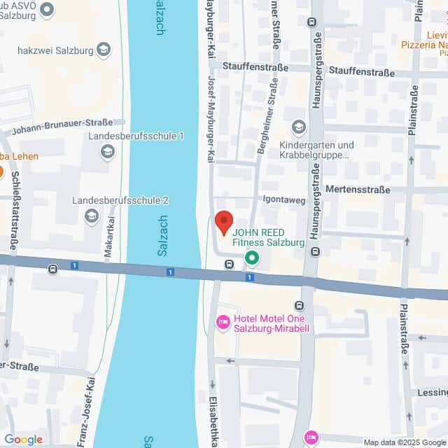 meinkarrierestart.at Karte mit der Lage von JOHN REED Fitness Salzburg in der Nähe der Salzach, mit Beschriftung der umliegenden Straßen und Sehenswürdigkeiten.