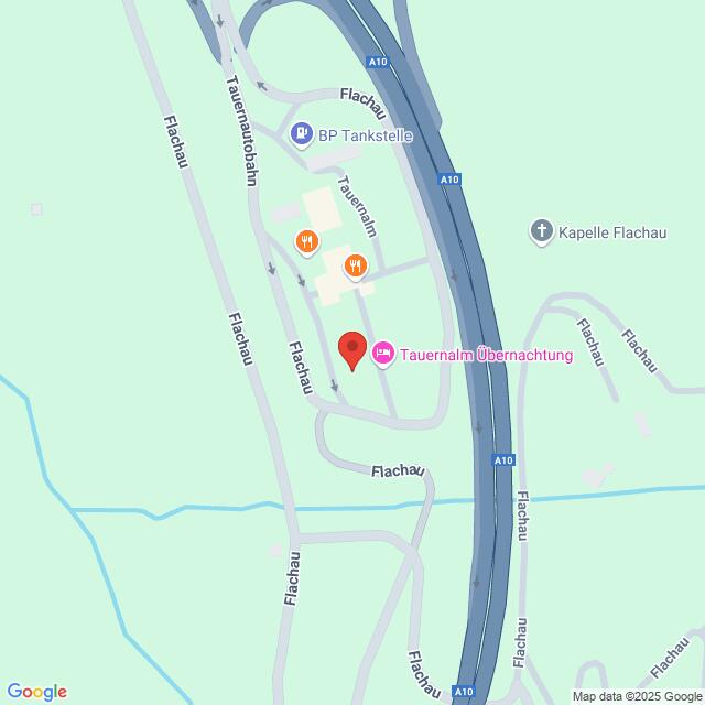 meinkarrierestart.at Karte mit der Lage der Tauernalm Übernachtung in Flachau, in der Nähe der Autobahn A10 und der BP-Tankstelle, mit eingezeichneten Straßen und nahegelegenen Sehenswürdigkeiten.